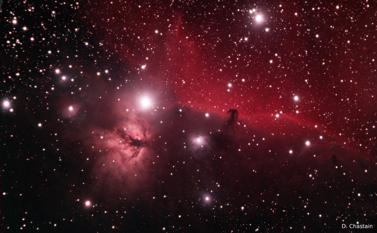 derek_chastain's tweet photo. The Horsehead and Flame nebulas in Orion’s Belt. The horsehead shape is a dark nebula positioned in front of an emission nebula about 800 light years away. This image is composed of about 3.7 hours of data from one night in December and two nights in February. https://t.co/vEks5sFl3y