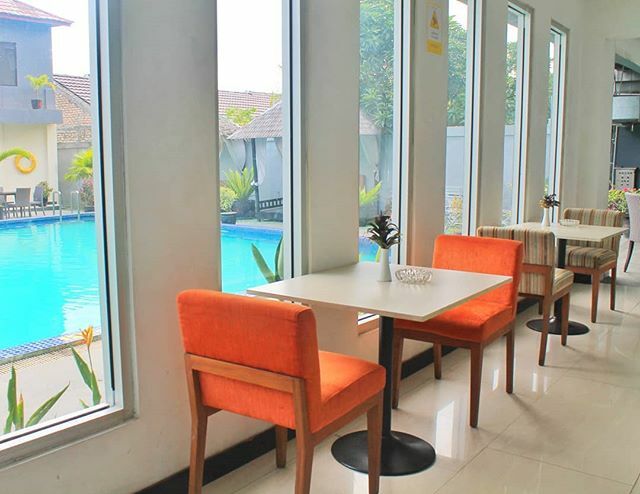 Good Morning,
Come and enjoy relaxing at our BaReLo Restaurant
And get an interesting menu choices. 😉

#barelorestaurant
#swissbelinn
#swissbelinnpangkalanbun
#swissbelhotelinternasional
