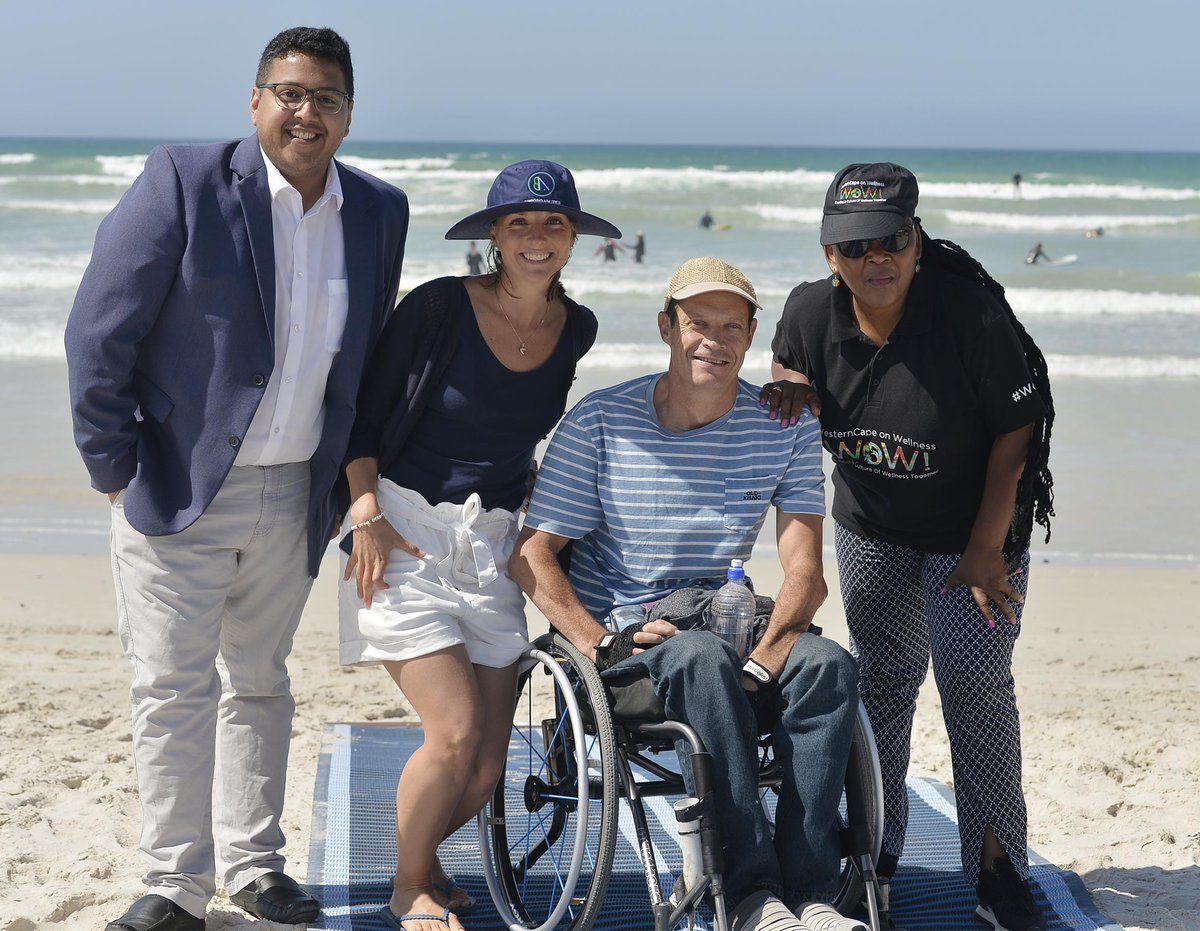 CityofCT's tweet photo. The City of Cape Town’s Recreation and Parks Department, in partnership with the Western Cape Health Department, yesterday rolled out its first  universal access mat at Muizenberg beach. Read more: https://t.co/Dl39lKBMkD #CTNews https://t.co/XkON2v1rBc