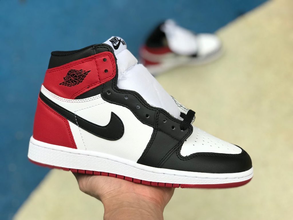 DansoPhilip10's tweet photo. High tops Tuesday🔥
Below 180cedis, dm/WhatsApp 0555779513 to order now🔥
Kindly Retweet❤️ #WeLoveMamaTray #SneakerGuy https://t.co/ZqsoCTAtG9