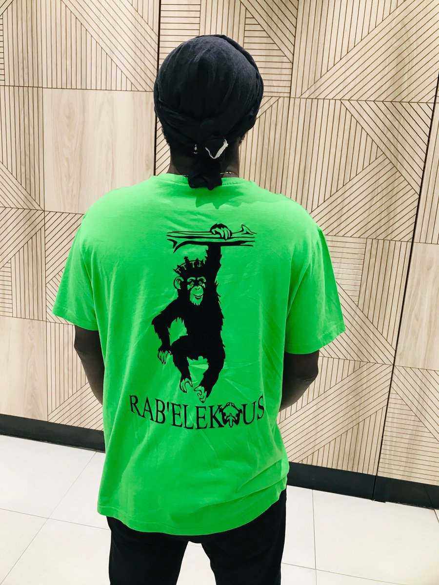 rabbyeleka01's tweet photo. Happy birthday to the king 🤴 Eleka With greatest respect and honor Your Majesty long may you reign over us. 👑🦅 HAPPY BIRTHDAY TO MY SELF 🎂 https://t.co/g9fP4DkNeU