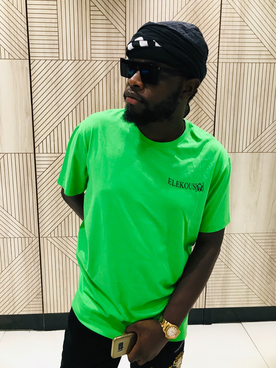 rabbyeleka01's tweet photo. Happy birthday to the king 🤴 Eleka With greatest respect and honor Your Majesty long may you reign over us. 👑🦅 HAPPY BIRTHDAY TO MY SELF 🎂 https://t.co/g9fP4DkNeU