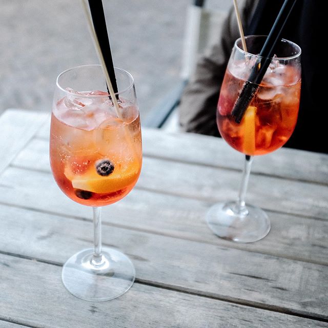 AvalinaLeather's tweet photo. Spritz O'Clock https://t.co/gjE1GsAzyA