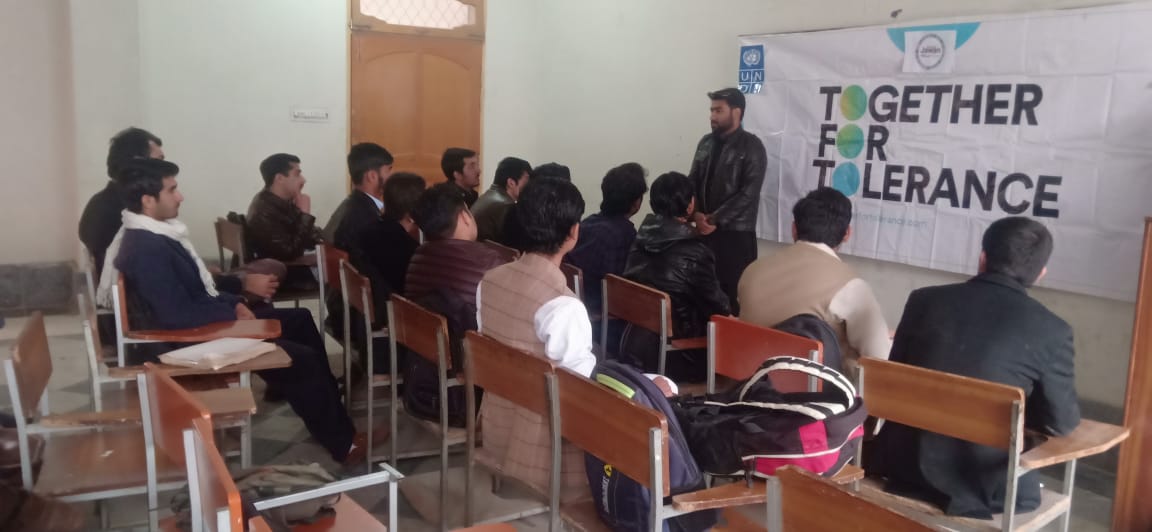 TFTolerance's tweet image. TFT Team Bannu conducted two sessions on the theme of Peace and Tolerance in their University, Bannu. Because one person’s actions can make the world a better place.

#HumaraAzm
#Srengthening_Student_Bodies
#TogetherForTolerance
#TeamBannu