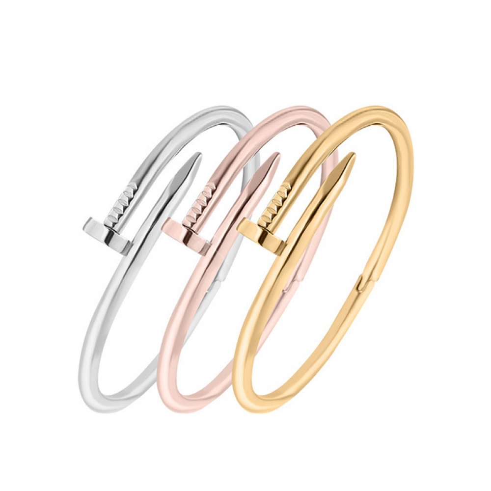 Fashion Nail Style Bangle US $7.95/- Only 
Click here to buy now bit.ly/2SS02ul

#fashion #love #amazing #look #followme #style #onlineshopping #shopping #swag #uberstyler