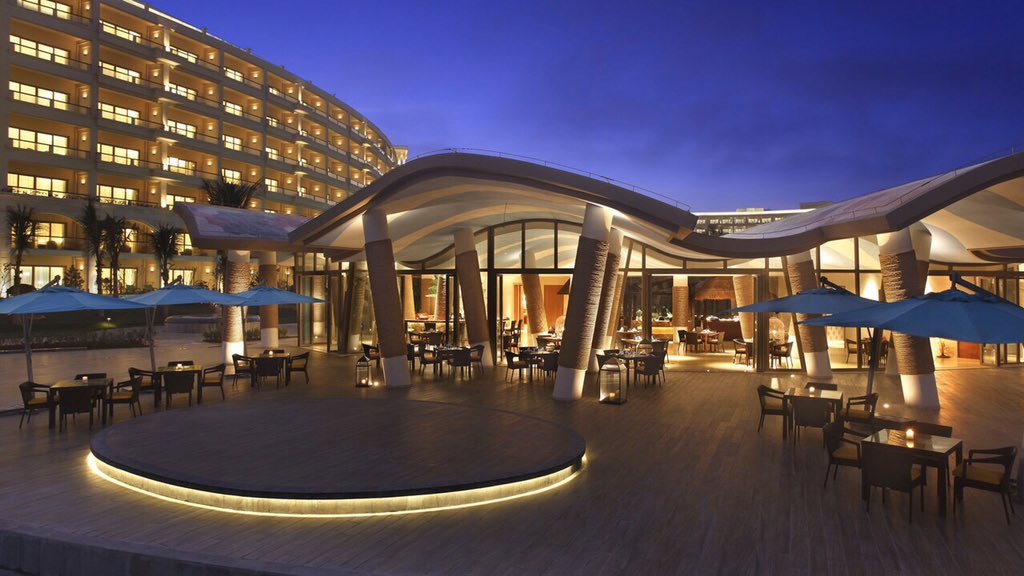 HwebMedia's tweet photo. Sheraton Sanya Haitang Bay Resort 🐚Each room is equipped with a private balcony, help you to enjoy the sea view and the garden in peace ~🌱
#Sanya #Sheraton #China #Haitang #Resort #WomenTellAll 🌿 https://t.co/UT1fiTDYBS