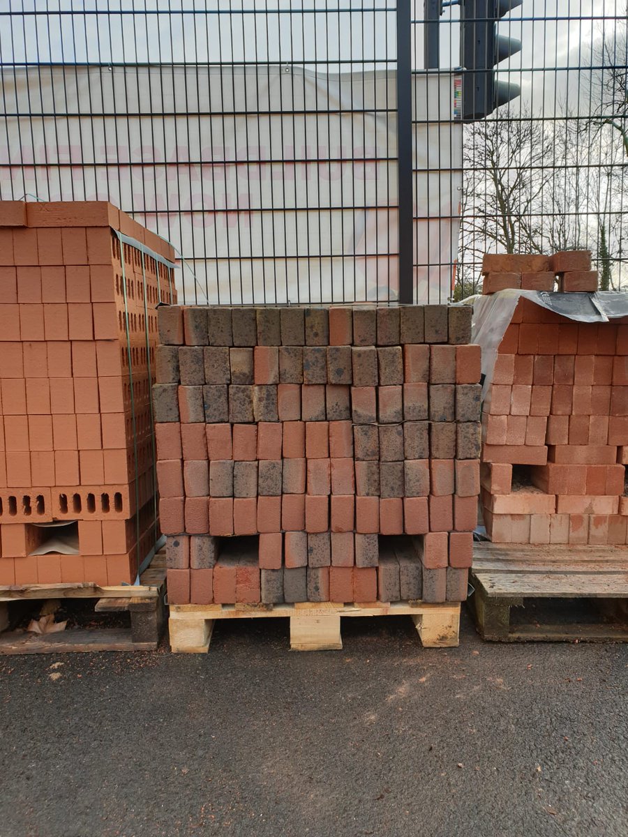 BuildbaseF's tweet photo. https://t.co/vxRfaZ5BWE