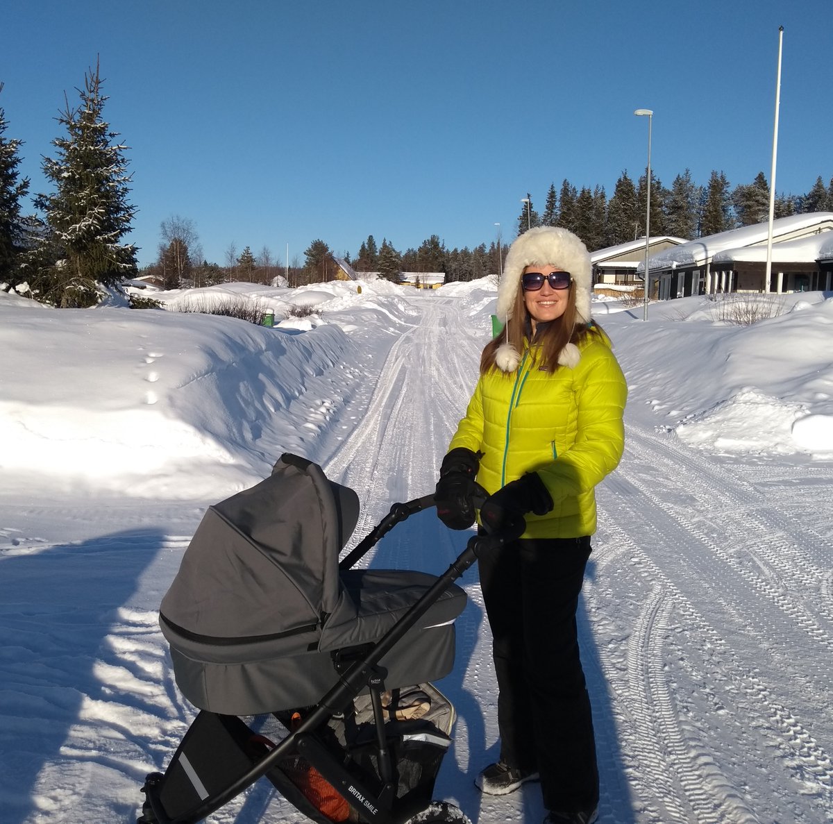 AmericanSweden's tweet photo. Americans Sweden's founder Lauren Ell going for a stroll in the far north of Sweden. https://t.co/vSEa86u7X9