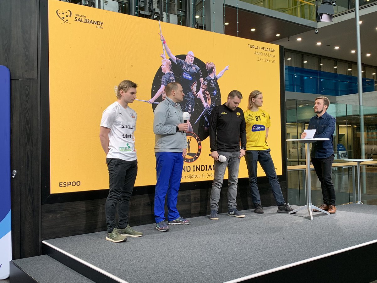 Hieno valinta! Runkosarjan kakkonen <a href="/EsportOilers/">Esport Oilers</a> nappasi puolivälieriin vastukseksi kuudenneksi sijoittuneen <a href="/WestendIndians/">Westend Indians</a>. Derbyjä luvassa, mahtava homma! <a href="/HeikkiLuukkonen/">Heikki Luukkonen</a> julisti, että Espoo on Suomen salibandyn pääkaupunki seuraavat viikot. 🔥 #salibandy #salibandyliiga