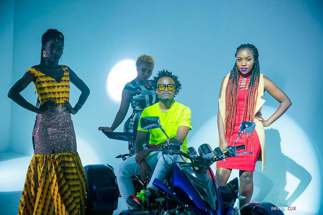 konde254's tweet photo. #Bahati nimependa Jesus came for Kila mseee.. We need Inclusivity.. KEREREMBE, katambe Sanaa..

https://t.co/WMneZ5J1wz https://t.co/ct2a1b1OKb