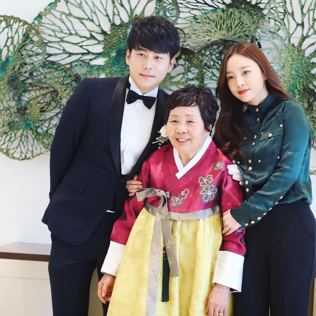taeyeonlyu's tweet photo. this is so precious 🥺 

hara’s brother hoped that she’d reborn as his daughter and 1 week later, it was confirmed that his wife was having a baby girl 😫❤️ &amp; the precious baby girl will be named as goo harin — the name hara said was pretty 😢 

rest in paradise, goo hara 💐💖 https://t.co/t3esrUU9r4