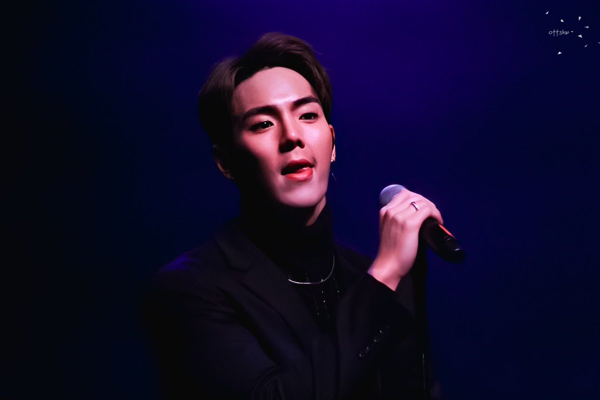 offshw's tweet image. 200219

어떤 현우가 더 좋아요？

𝘥𝘢𝘺 𝘰𝘳 𝘯𝘪𝘨𝘩𝘵 ？ 🥀

#셔누 #ショヌ #SHOWNU
@OfficialMonstaX