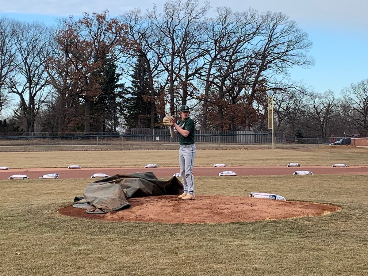 GoodDay4TheRam's tweet photo. Opening day of the season and these 4 were able to pen on the game mound. Pretty memorable #rams2020 https://t.co/PV4TlEoWQH