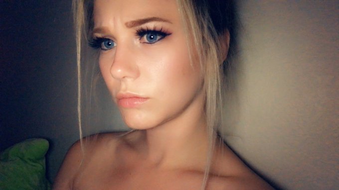 me: girl-friend cud-dles   him: MOD-ERN WAR-FARE   me: https://t.co/fZHCResCGk<a href="/tag/exxxotica"class="tags"><span>#exxxotica</span></a>