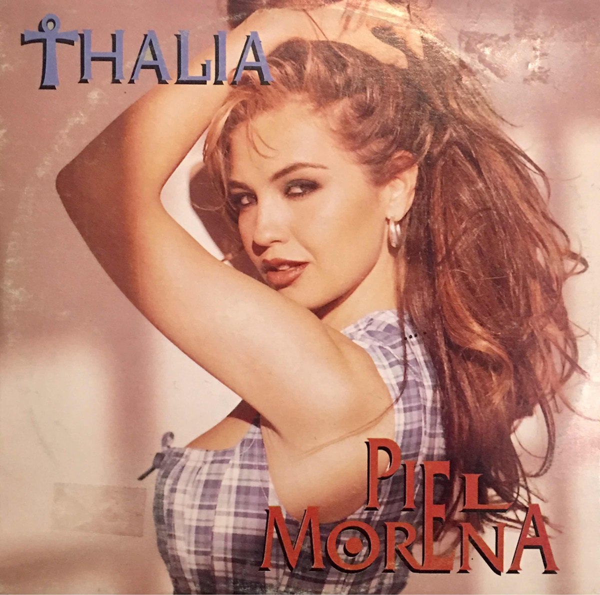 HitsFm1061's tweet photo. #AlAire #CesarContigo en #LaNocheSeMueve escuchas "Piel Morena" de @thalia la #MusicaDeLos90 por #HitsFmSiempreContigo
Teléfono Línea Hits: (0181)-888-05-106
Teléfono Móvil WhatsApp: 812-319-1061
Escuchas en línea Computadora personal: link: https://t.co/w7Tkj2iH4X https://t.co/1MO4Rtp6KV