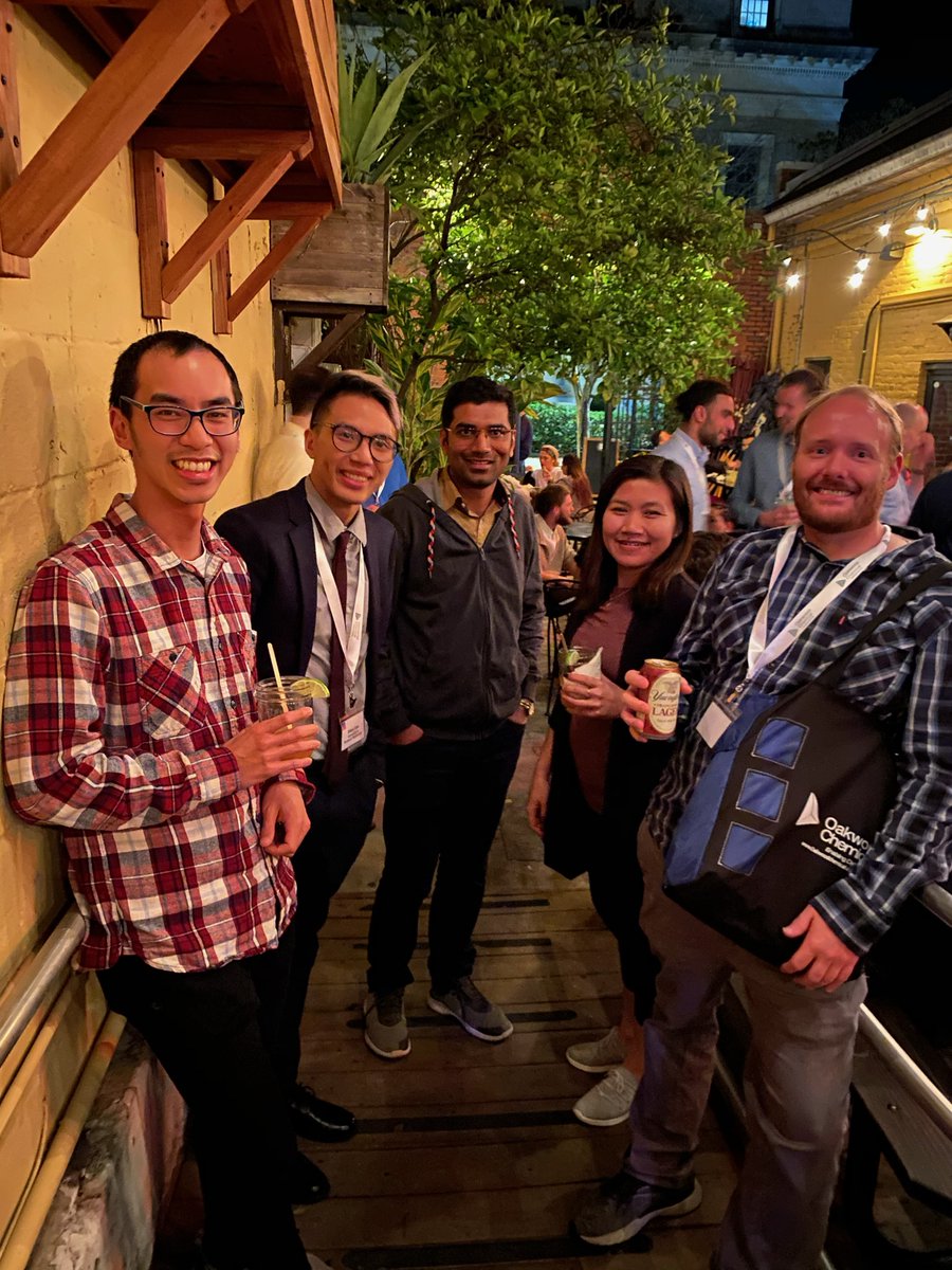 GustafsonLab's tweet photo. Enjoying that Florida weather with the Gators, cocktails, and really awesome chemists. Only at a conference like @FloHetConf. Thanks for having us over! #FloHet2020 https://t.co/Rfiv8jeGOA