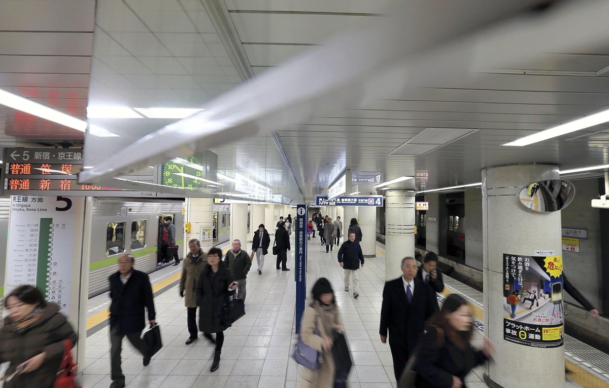 The_Japan_News's tweet photo. The number of passengers using Toei Subway lines in rush hour fell by 8% following the introduction of telecommuting in Tokyo.
#ToeiSubway #coronavirus #Tokyo #telework #telecommuting #rushhour #Tokyosubway #Tokyometropolitangovernment #TMG
https://t.co/73QtZIaGbm https://t.co/o28EqN05nI