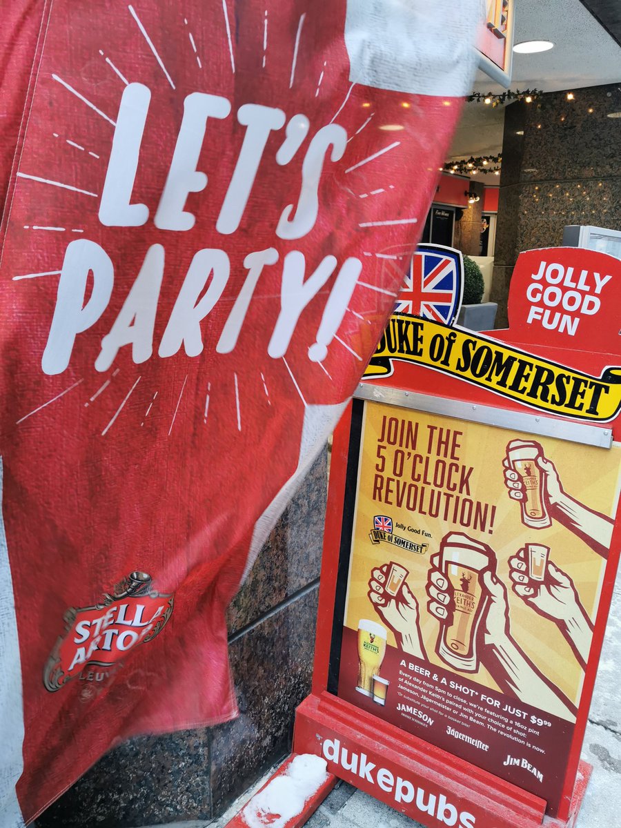 MoVernie's tweet photo. On the MOVE @ Duke of Somerest, trying its new food items &amp; drinking menu + special deals.

Special thx to them for having us for an Exclusive VIP Tasting Evening.

#Media

#DukePubs #Pub #NewFoodMenu #beer #wine #cocktails #Toronto #DukeOfSomerset https://t.co/vyHZNNbwRD