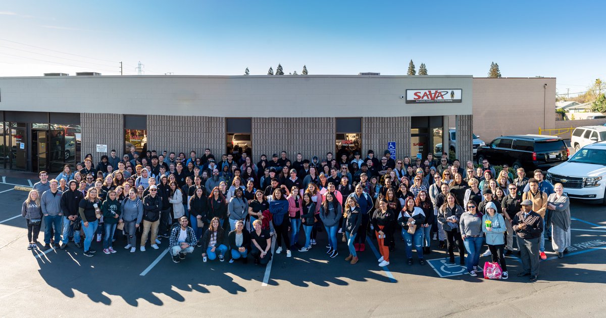 AMaddenGCC's tweet photo. SAVA Spring 2020 #Jobshadow Day was a huge success! One day, 130 students, 30 community business partners. We keep leveling up! @GCC_Charters #bebeave #loveteachguide #wbl #CTE @CTEWorks @actecareertech @sacbee_news @ccisfuture https://t.co/QiUr8Q15Ud