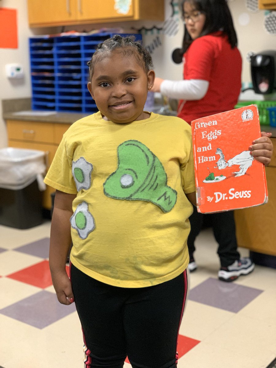 MrsMilletCCE's tweet photo. @LibraryCCE #readacrossamerica #cceandbeyond https://t.co/VyhNf4fjrr