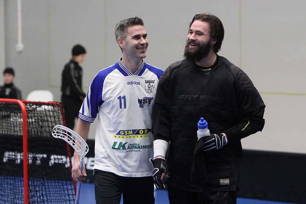 Lisää kuvia alumniottelusta lauantailta täällä —> mt-kuva.net/index.php/ngga…

📸 <a href="/MagicTaurama/">Markku Taurama</a> 

#nst #salibandy #historia
