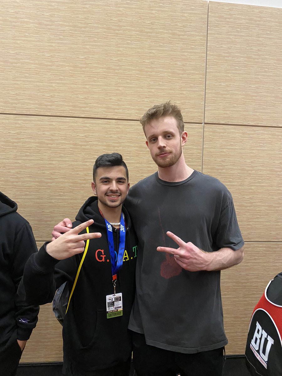 ArkeyeYT's tweet photo. After closing out my third year at #PAXEast this weekend, I have to say it was my favorite one yet. Beside all the enjoyment getting to meet the @Misfits again and many more but it made me realize that I want to get back on my YouTube grind. https://t.co/mtwARDOBIB
