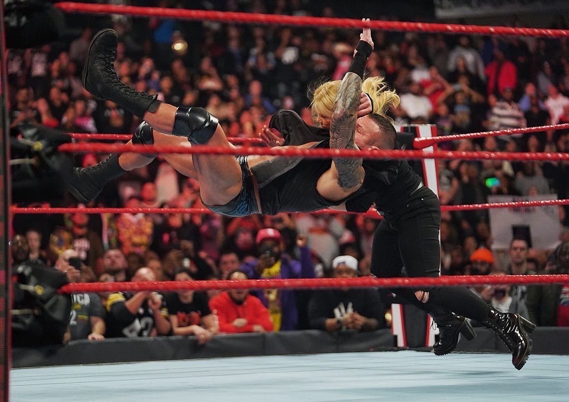 Ketukah's tweet photo. #RAW: Sorry to say, but @TheBethPhoenix shouldn’t have put her fingers on @RandyOrton’s face because you can’t blame him for his reaction.

(Image: @WWE)

#TheNode #Ketukah https://t.co/lqmTH2VbSE