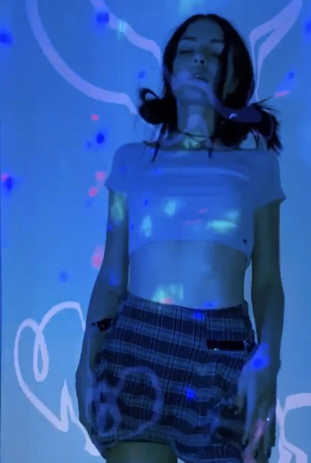 serebroMexico's tweet photo. Comente su canción favorita de @FAVLAV1 🎶🎶👀 aquí los leeremos https://t.co/Ms1qPVENJQ