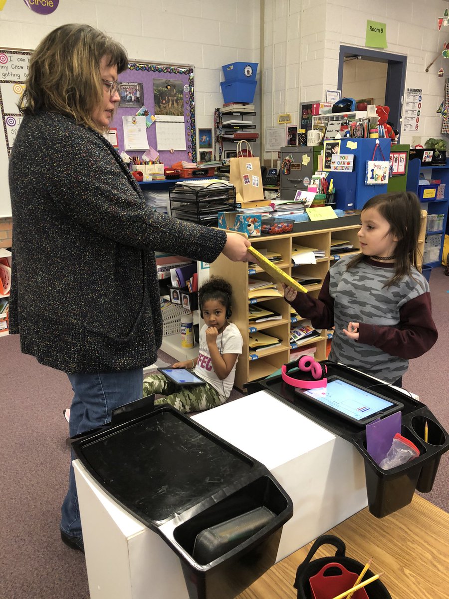 LumbergES's tweet photo. Our #bookrelay was a great success and now our Ss are officially #wordcollectors as inspired by @peterhreynolds book, The Word Collector. We had a school wide reading experience. Word for our launch of #ReadAcrossAmerica is ENERGIZED. @ELeducation @JeffcoSchoolsCo @jeffcotitleI https://t.co/wkhav92P0J