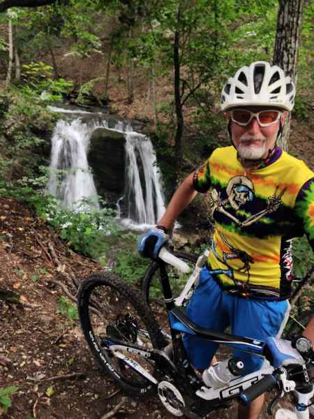 Андрей tweet media