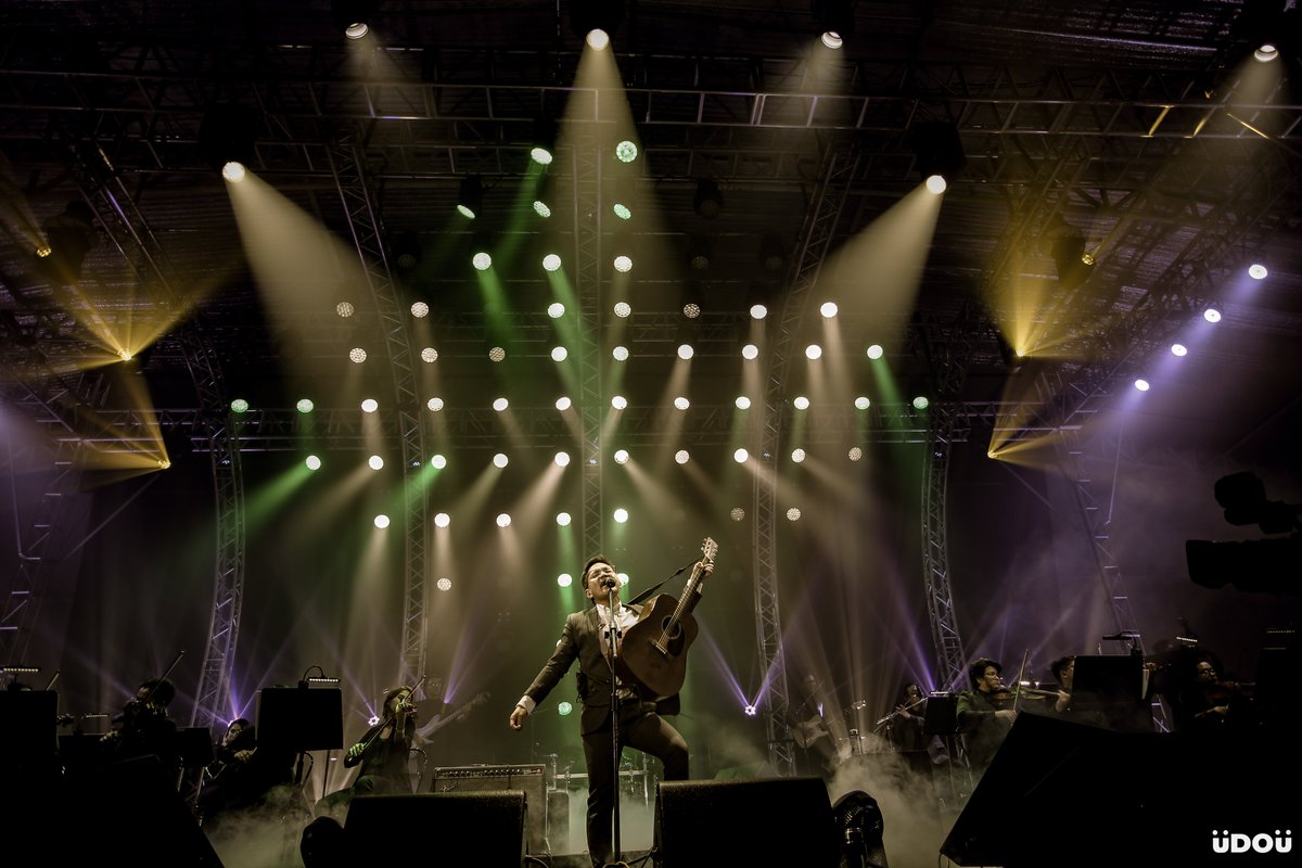 Can't recover from this precious moment? Here's the unforgettable leap day with <a href="/ebedancel/">Ebe Dancel</a> #EbeDancelxMSM 
📸Allen Estrada