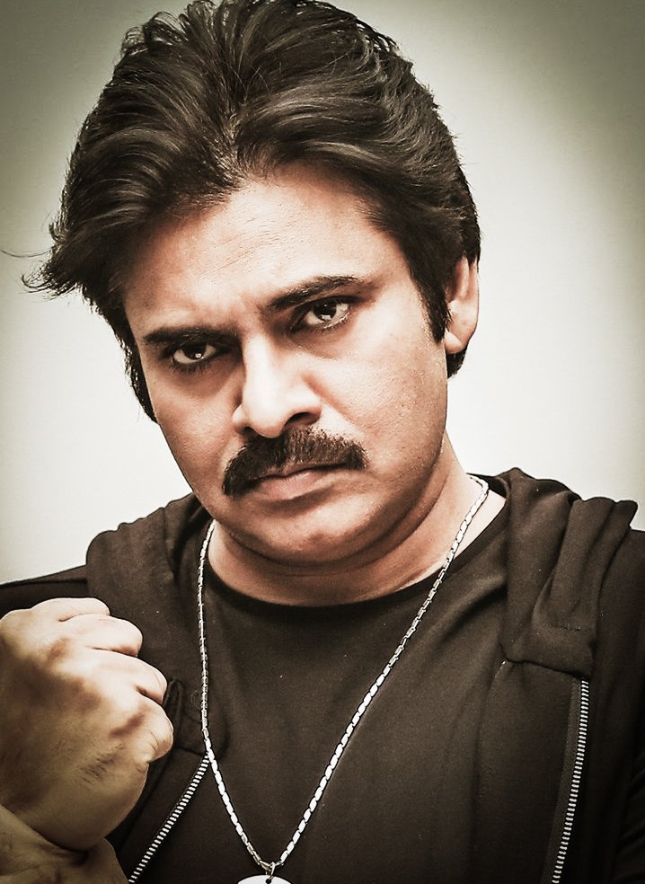 ThePulime's tweet photo. Now #VakeelSaab Title Tag Becomes HIGHEST Tweeted Title Tag In Tollywood 😎💪

And Also #VakeelSaabFirstLook Becomes HIGHEST Retweeted FL In Tollywood 🔥🤙

One Man Many Records 🤘💥

🙏 P A W A N K A L Y A N 🙏 https://t.co/SezOY7GUUf