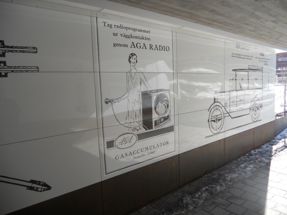 TTunnlar's tweet photo. Många kommuner och fastighetsägare har problem med skadegörelse och otrygghet i tunnlar som byggts för att öka trafiksäkerheten. Följ med @TryggareSverige och oss på tunnelvandring 18 mars och se hur man skapar trygga tunnlar. Anmäl (kostnadsfritt) på https://t.co/uCCk5TpYeD https://t.co/x5tjkQ82hy