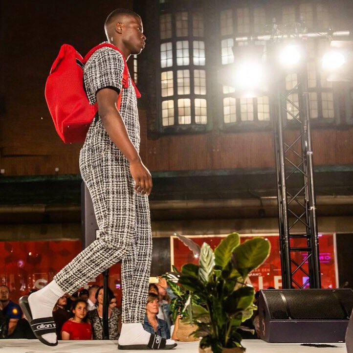 Lets do this again! #DenHaag  #mode #fashion #thefashionweek #modedenhaag #haagsemode #thehague #thehaguefashion #bijenkorf #allanvos