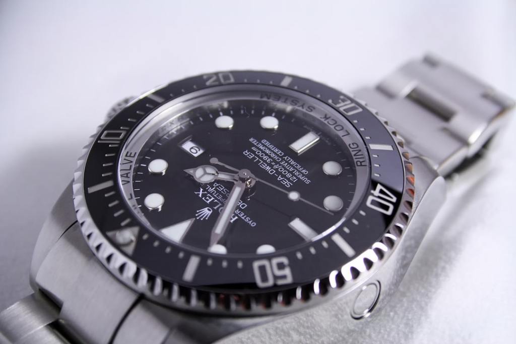 StylesMen_'s tweet photo. The Best Brands in Men’s Watches https://t.co/cBCSEBrKZg https://t.co/NgDR5YGBZy