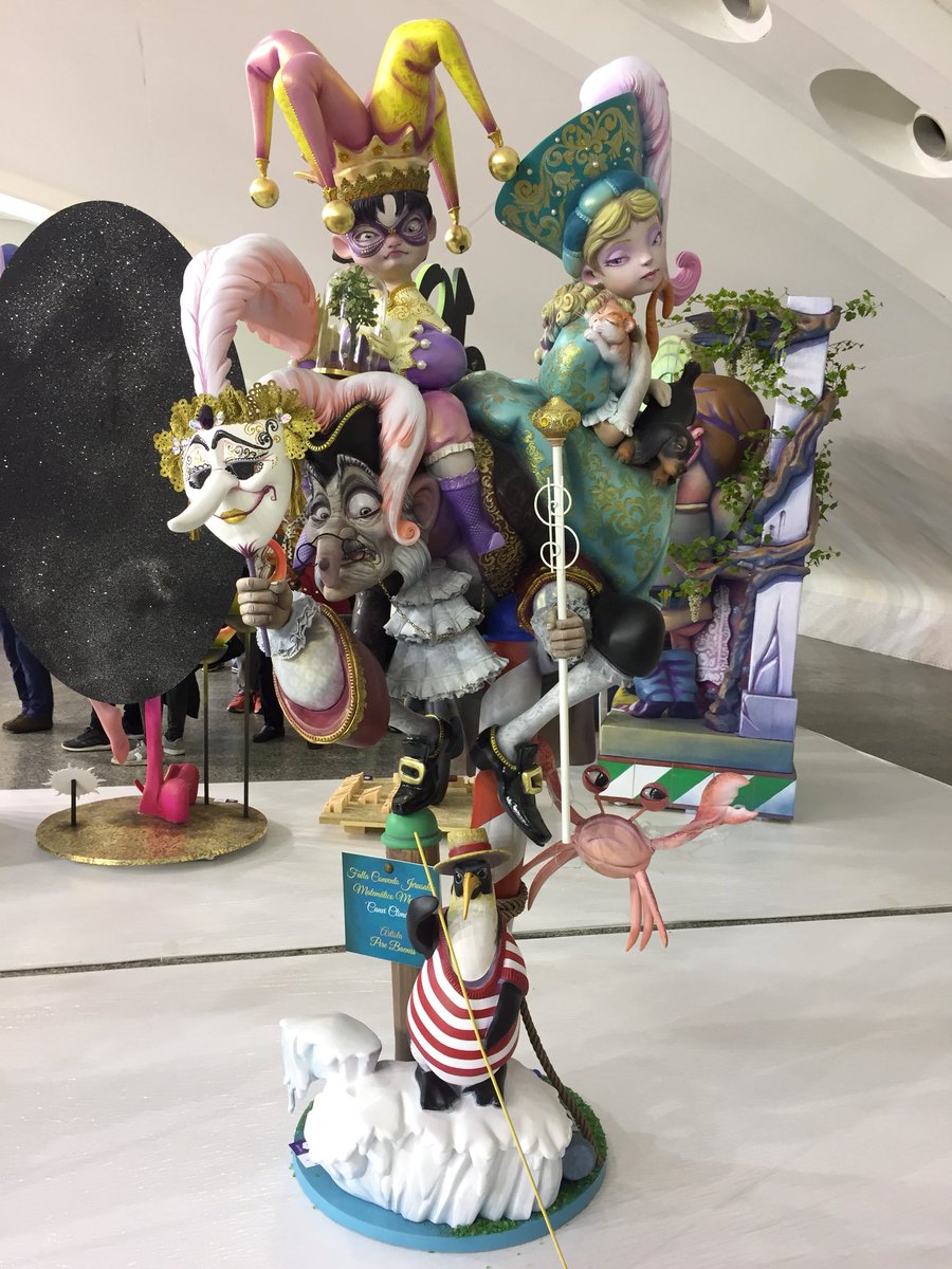 fallaconvento's tweet photo. Nuestro ninot, obra de @pere_baenas , para nuestra Falla 2020 ‘Desenmascarats’, ha resultado ganador del Premio Raga 2020 que concede la Falla Pérez Galdós - Calixto III. ¡Gracias! 👏🏼👏🏼👏🏼#FallaConvento2020 #PremiosRaga https://t.co/zyC7vpGPpd