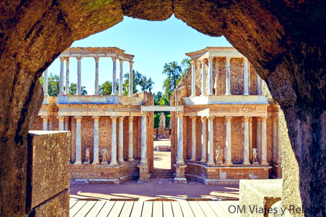 OM_VIAJES's tweet photo. GuÍa de viaje de MÉRIDA (LA PEQUEÑA ROMA) Recorremos la impresionante ciudad de #Mérida, fundada por los romanos en el siglo I a.C, en 48 horas. Paseo guiado aquí👉 https://t.co/muMtPZDwzD https://t.co/NepyW5HzDJ