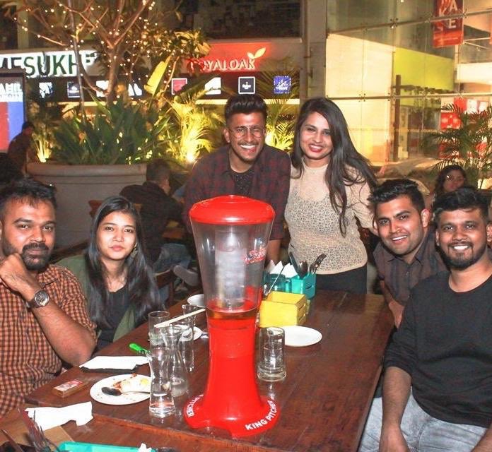 Happy days, tropical vibes, good company and chill nights - come over for tonight’s Retro Night as Silk Duo are ready to take you on a journey down the best of Retro and Pop music!

#barazabarsandbites #acoustic #livemusic #retro #oldschool #punenightlife #throwback #musiclovers