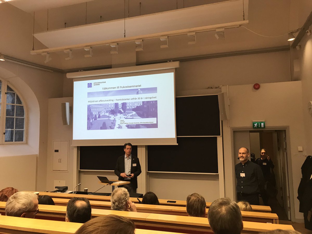 AndreasWakang's tweet photo. Frukostföreläsning på @KTHuniversity med titel miljödriven affärsutveckling https://t.co/dWVJbHpWt6
