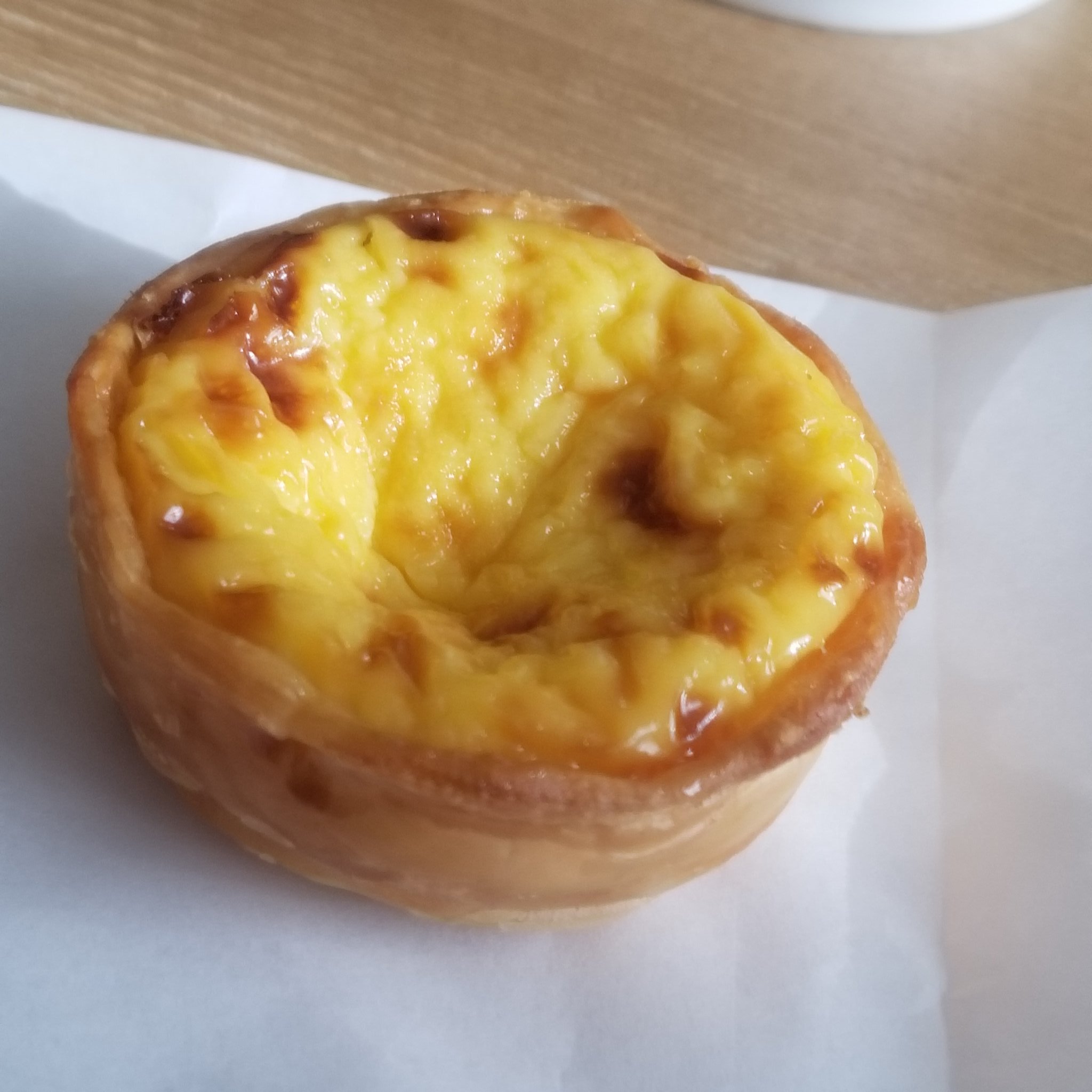 コッコテラス永光農園 Rt Nyako502 北海道物産展で買ったエッグタルトがはちゃめちゃに美味しくてもう一個食べたくなった 札幌市のコッコテラスっていうお店のようです いままで食べたエッグタルトのなかで一番美味しい T Co Zygqhhrvqg