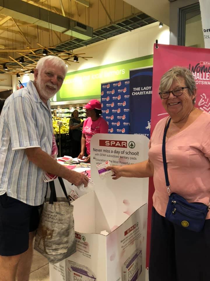 LadyKhamaCT's tweet photo. Did YOU know every entry into the race donates a packet of Sanitary pads to school girls in need?
#DignityForAll
#SparWomensChallengeBotswana
#LadyKRun21 https://t.co/axR4vJiTFW