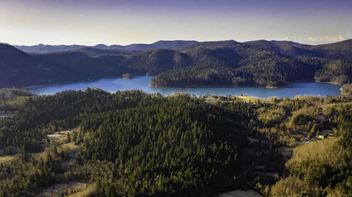 CroatianWay's tweet photo. Healthy forest, rich land, pure water are worth more than the gold. 
Diamonds of the hidden Croatia ❤
#PlantATree #ecology #Sustainability #Travel #green #Croatia #Lakers https://t.co/DfQ4d1IbSt