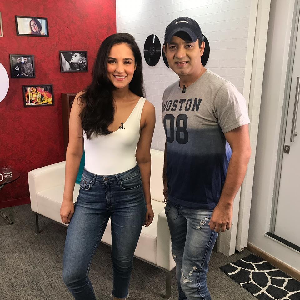 iFaridoon's tweet photo. Clicked with @angira_dhar 

#TalkingFilms https://t.co/tlVVyS4QTQ