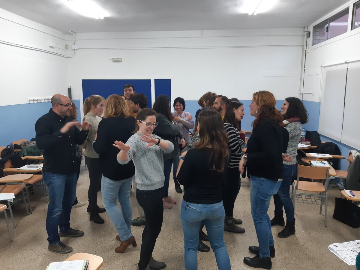 It was a pleasure to share our experience in #ErasmusPlus projects with the lovely group of #ESL teachers in Garraf @crpgarraf. Thanks to our #languageassistant Charlie for his contribution too!   #jobshadowing  #cooperation #teamwork #activelearning @EplusCatEdu @sepiegob