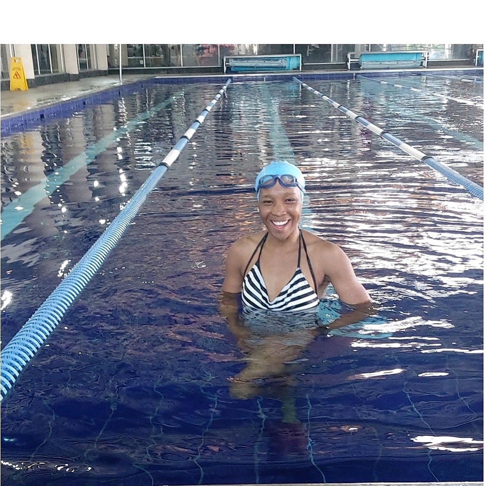 motlagaemushi's tweet image. Morning swim and strength training 🏊‍♀️🏋️‍♀️
Work for your dream body, health, fitness and strength. It's attainable. If your dreams are not scaring you, they are not big enough. Keep pushing and NEVER give up.
#FetchYourBody2020
#AdventureMomZA 
#TriathleteInTraining