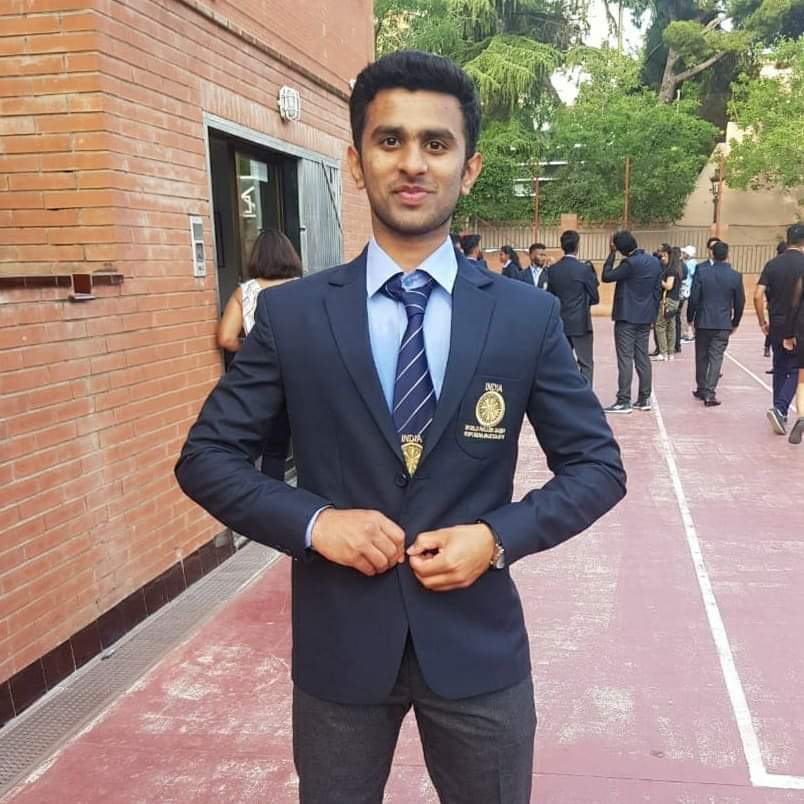 ParthJagtap09's tweet photo. Find your WHY
Then 
Find your HOW

#TeamIndia #athlete #trailblazercommunity #trailblazersindia #worldchampionship #WRG19 #fitindiamovement #WorldRollerGames19 #Spain #Barcelona https://t.co/bg2hmmbOdu