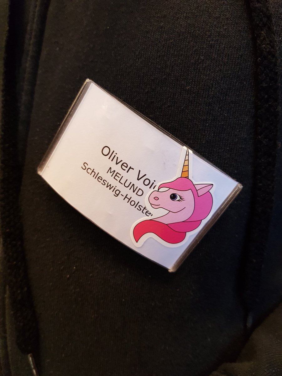 JGleser's tweet photo. @oliver_voigt ist bereit für das erste Barcamp in der Verwaltungsfachhochschule! #fhvd #wilde30 #barcamp https://t.co/iEE8wKnvTW