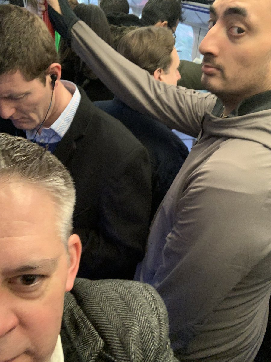 peteitalia's tweet image. 