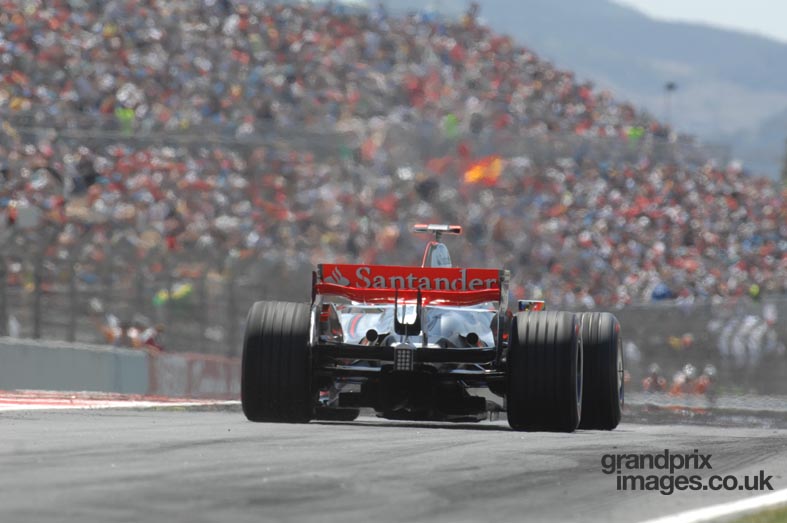 GrandPrixImages tweet media