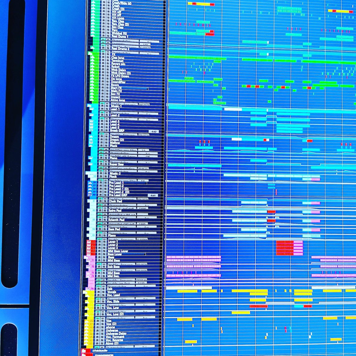 jandevice's tweet image. Who still knows the Game TETRIS? I play that almost every evening in the studio and for me it always looks like this in the end! #jandevice #tetris #game #cubase #steinberg #daw #love #cute #tbt #liebe #fotodestages #fun #spaß #nice #schön #lucky #glücklich #abstractart #twitter
